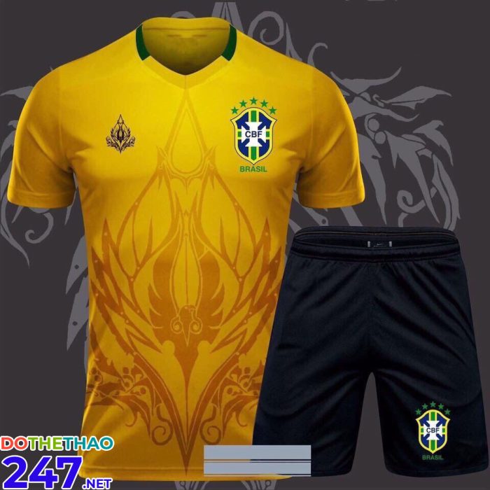 Áo bóng đá đội tuyển Brasil màu vàng chế năm 2018
