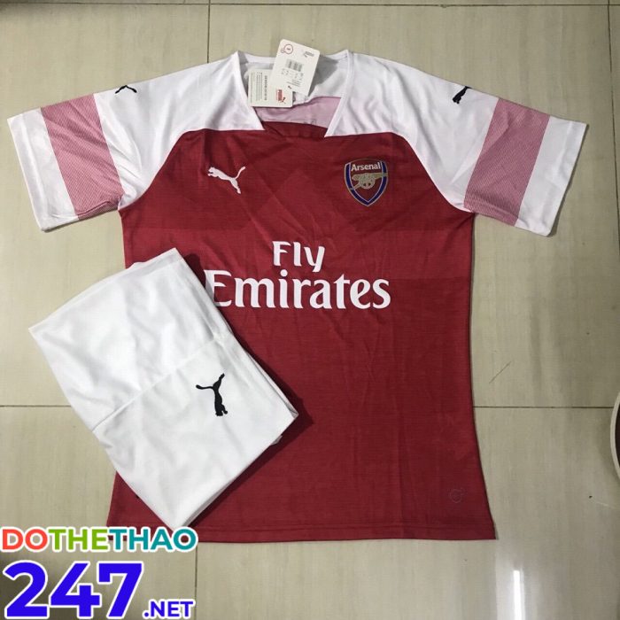 Áo bóng đá CLB Arsenal màu đỏ pha trắng mới nhất năm 2018