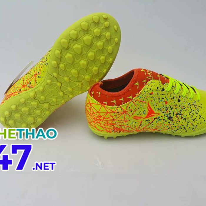 Giày bóng đá Mira màu vàng mã MR 04
