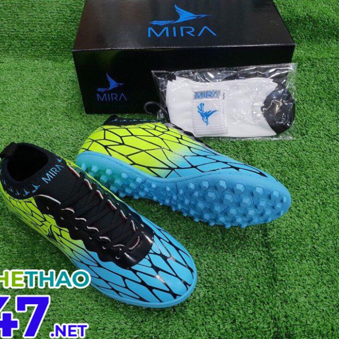 Giày bóng đá Mira màu xanh ngọc pha chuối