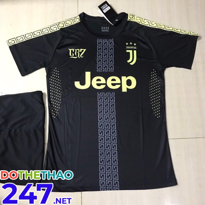 Áo bóng đá CLB Juventus màu đen mới nhất năm 2019-2020