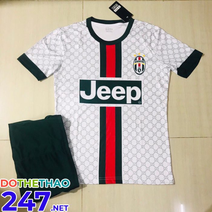 Áo bóng đá CLB Juventus màu trắng họa tiết mới nhất năm 2019-2020