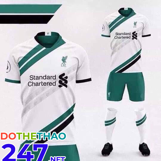 Áo bóng đá Liverpool trắng năm 2020