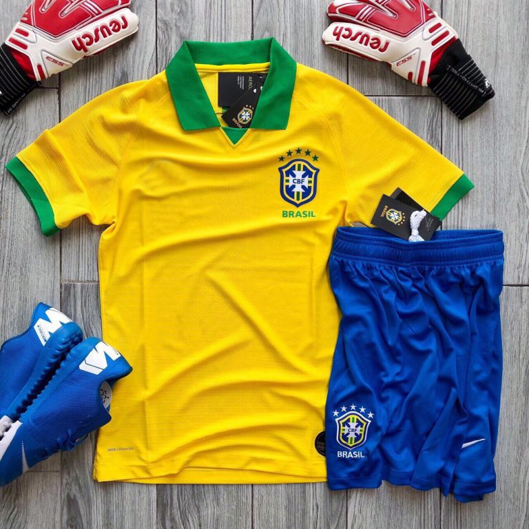 Áo bóng đá đội tuyển Brazil màu vàng mới nhất mùa giải 2021